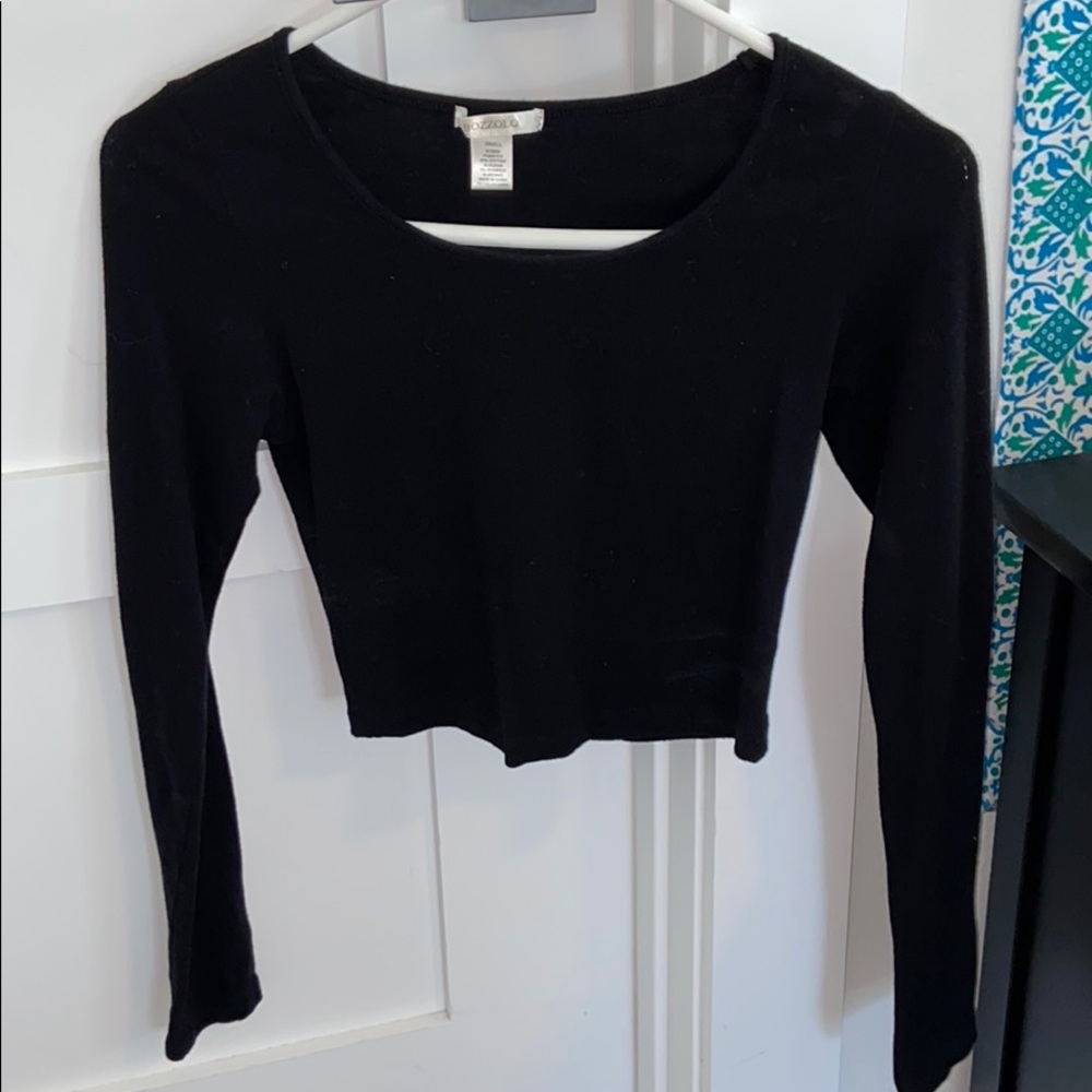 Long sleeve crop top